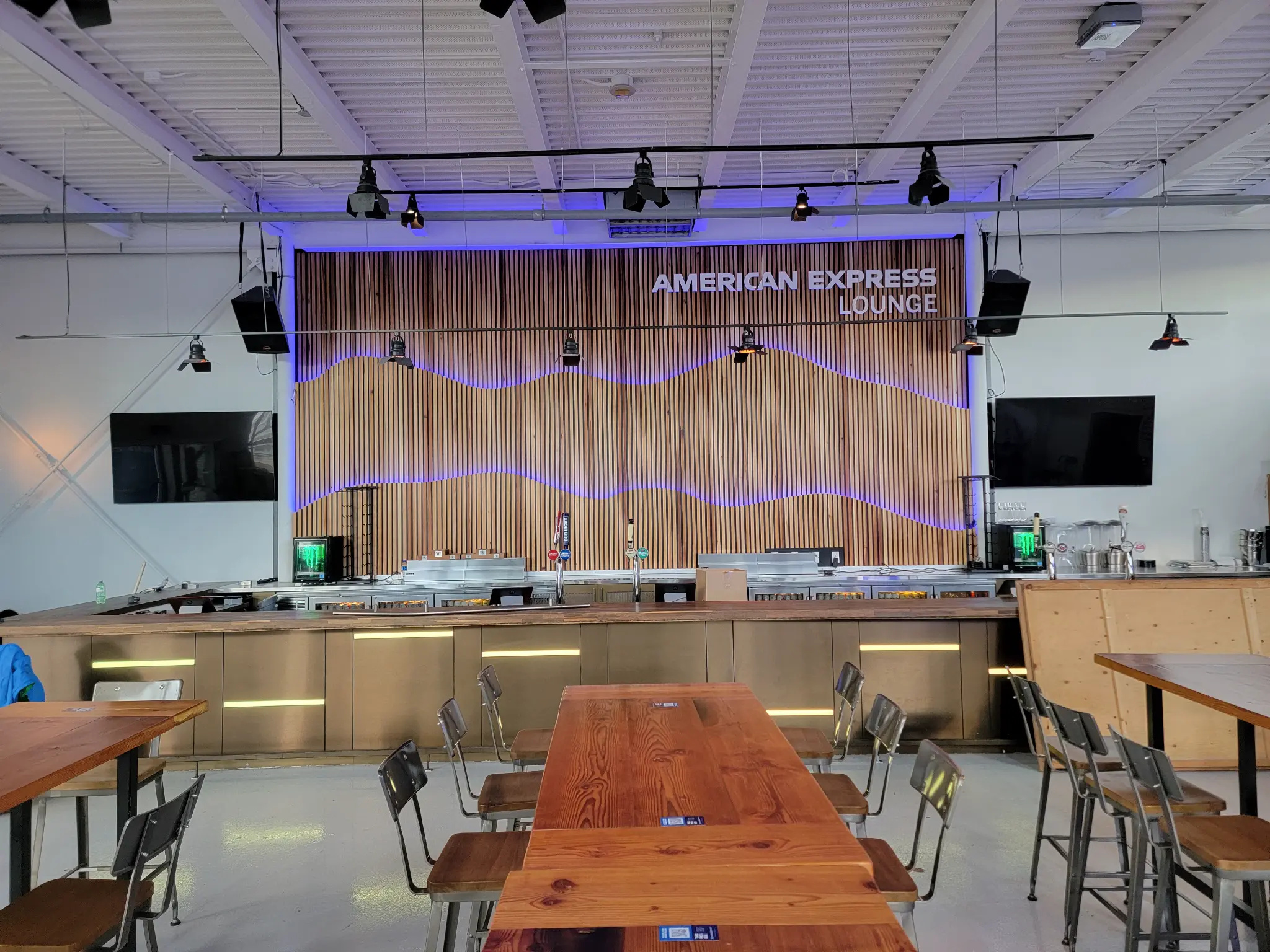 American Express Lounge at Budweiser Stage